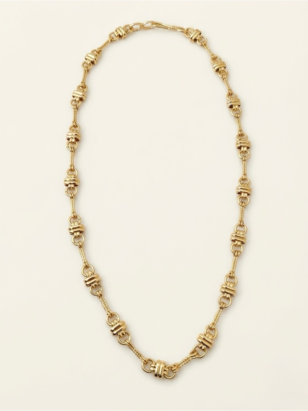 Magnolia Chain Link Necklace